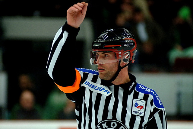 Čtvrtfinálový duel bez jediného trestu